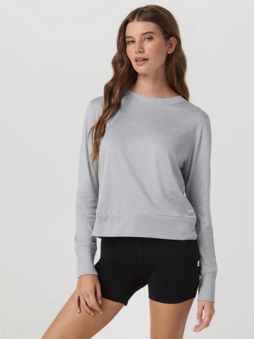 Vuori Daydream Crew in Light Heather Gray Small EUC